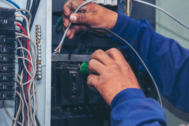 Best Electrical Troubleshooting Services  in Sturgeon Bay, WI